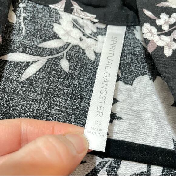 Spiritual Gangster Black Floral Kimono Cardigan Duster Womens OS Boho Festival - Picture 7 of 8